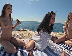 100924_miss_pussycat_vacationing_with_her_friends_dora_and_gabriela_lati_nude_back_lesbians_masturbating_and_cumming_outdoors